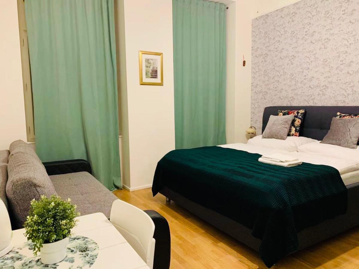 Charles Square Prague Apartment Bagian luar foto