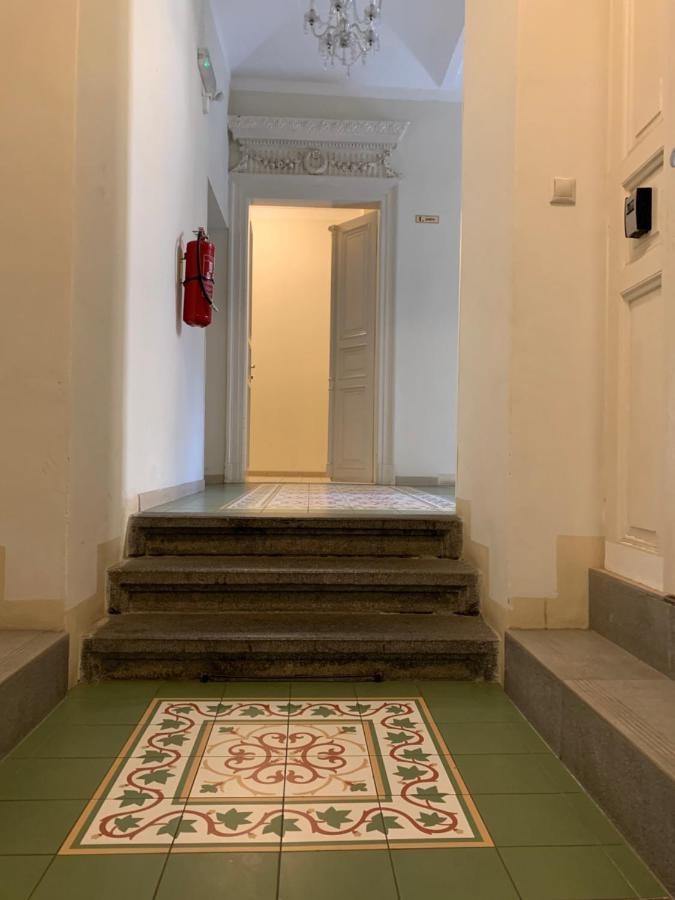 Charles Square Prague Apartment Bagian luar foto